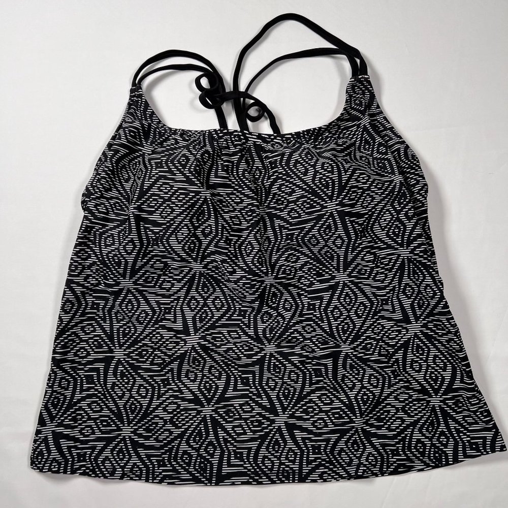 Merona Tankini Top‎ Size LG Black White Geometric Pullover Built in Bra